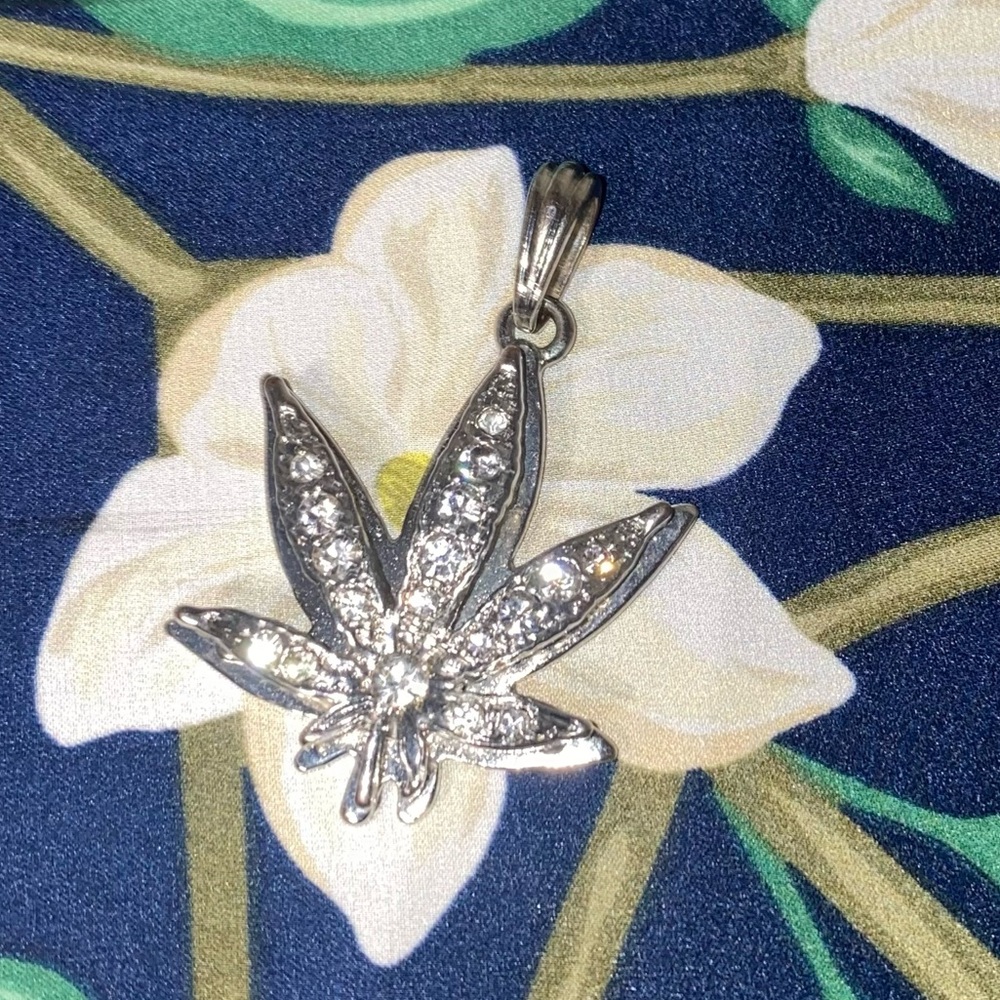 MENS SILVER CHARM FOR NECKLACE
